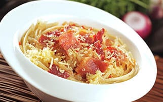 spaghetti con tocino aji