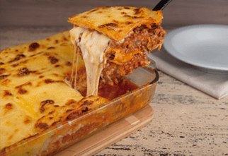 Lasagna Doria Criolla con Salchicha y Salsa Lista de Tomate sabor Ranchero