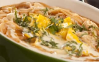 Sopa de fideos Doria y tortilla de huevo