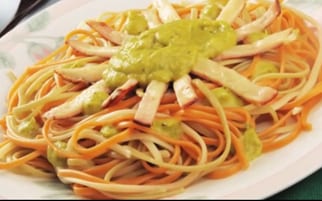 Spaghetti verduras Doria con lomo pietrán